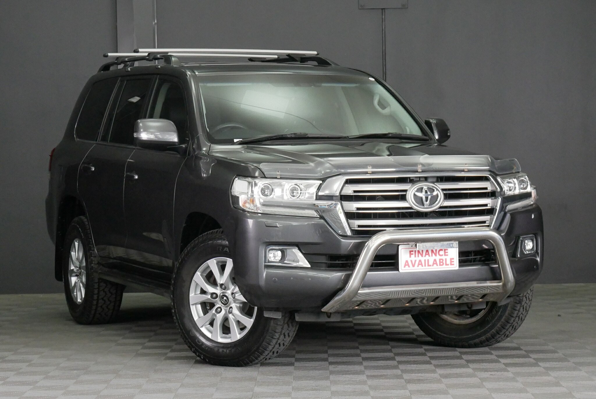 Toyota Landcruiser image 1