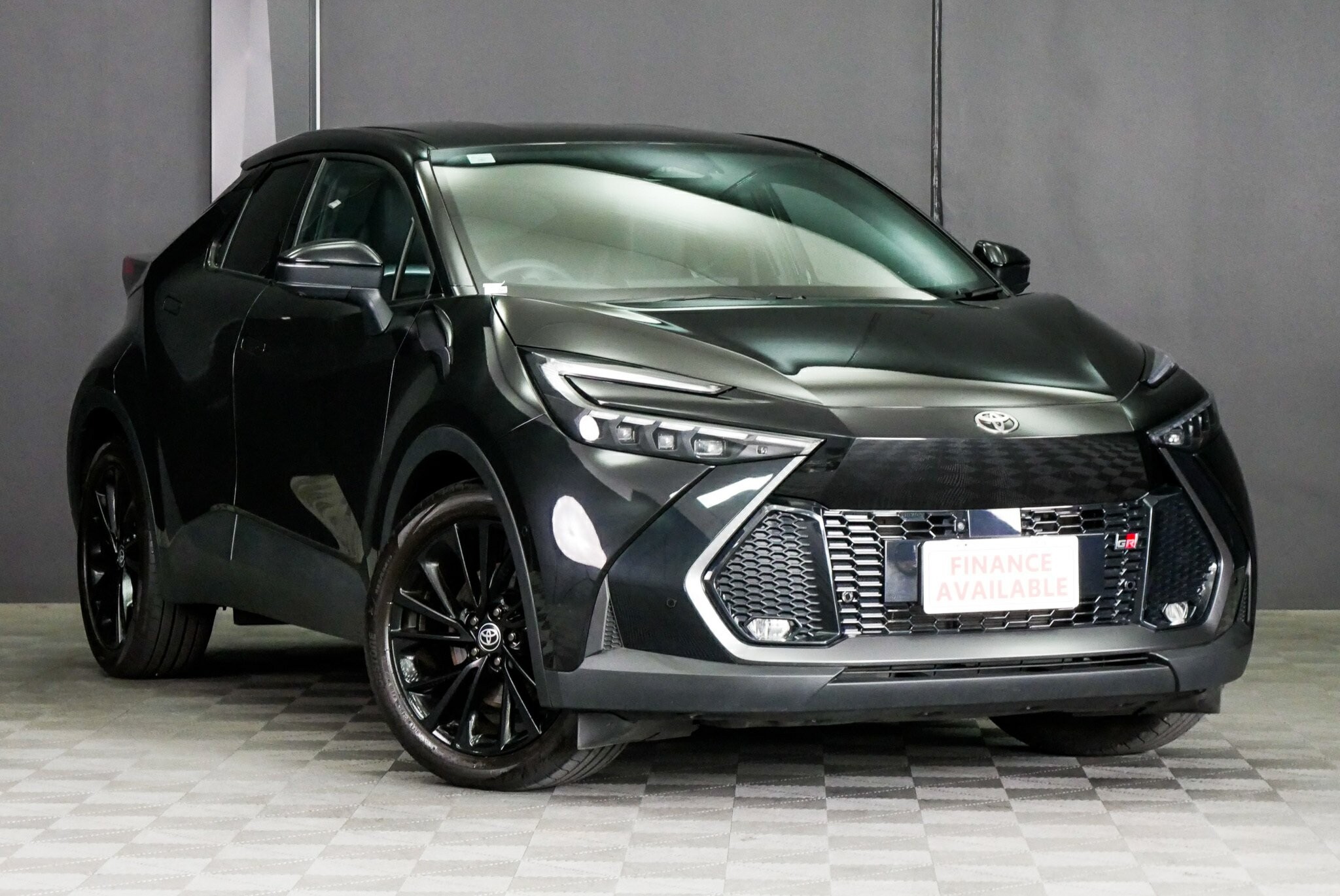 Toyota C-hr image 1