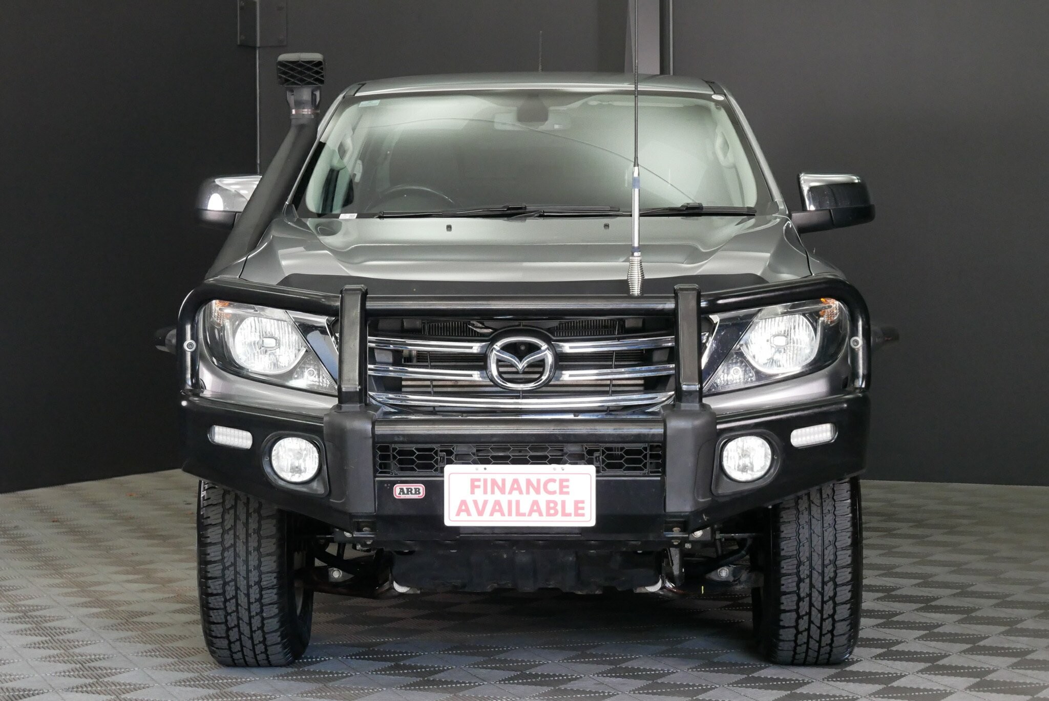 Mazda Bt-50 image 2