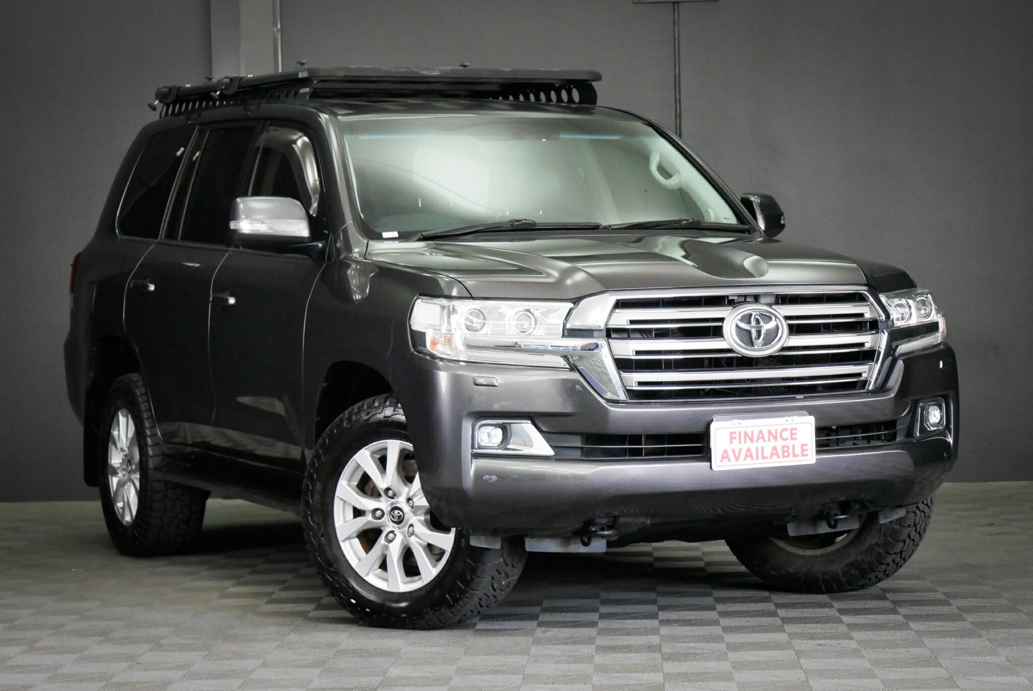 Toyota Landcruiser image 1