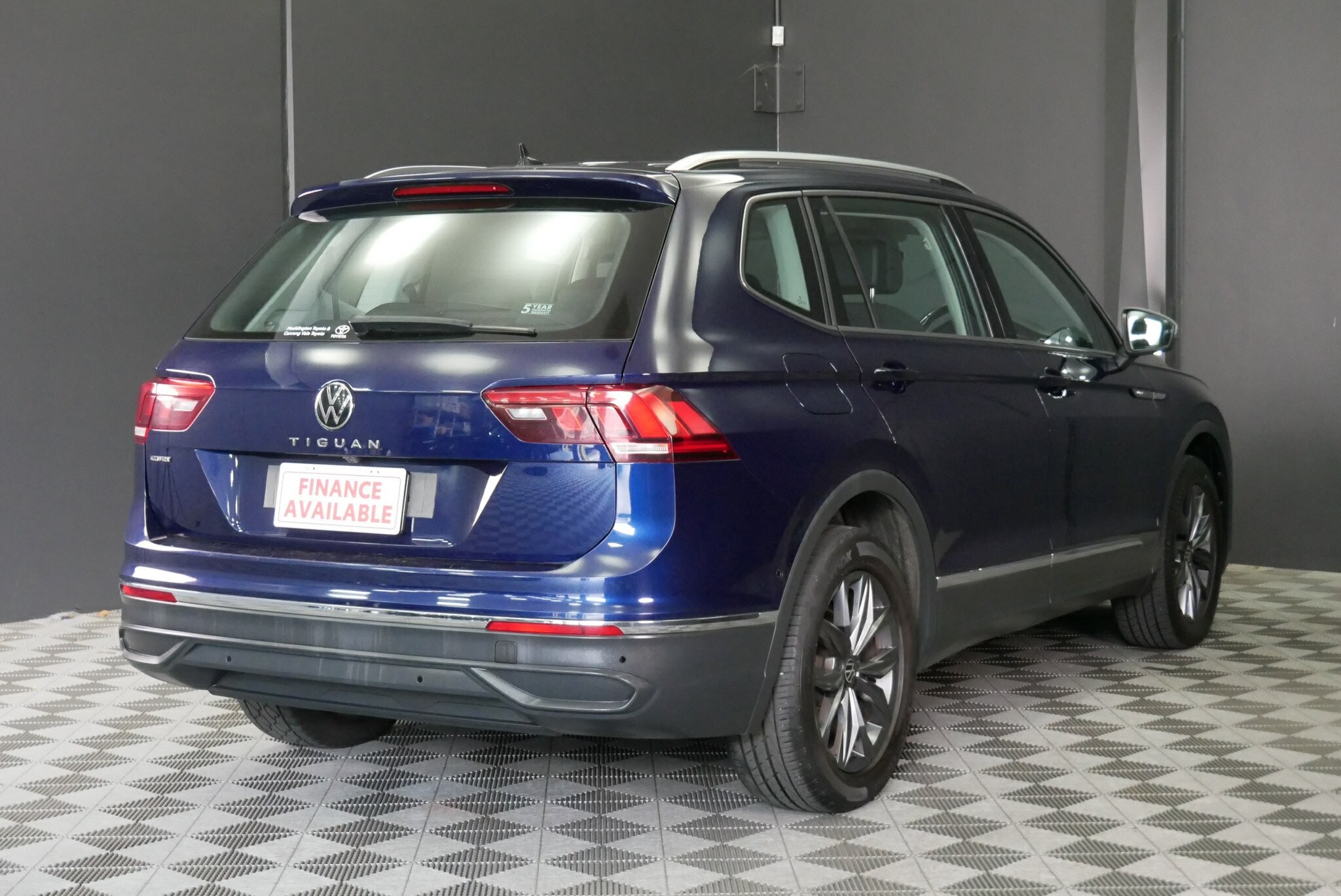 Volkswagen Tiguan image 4