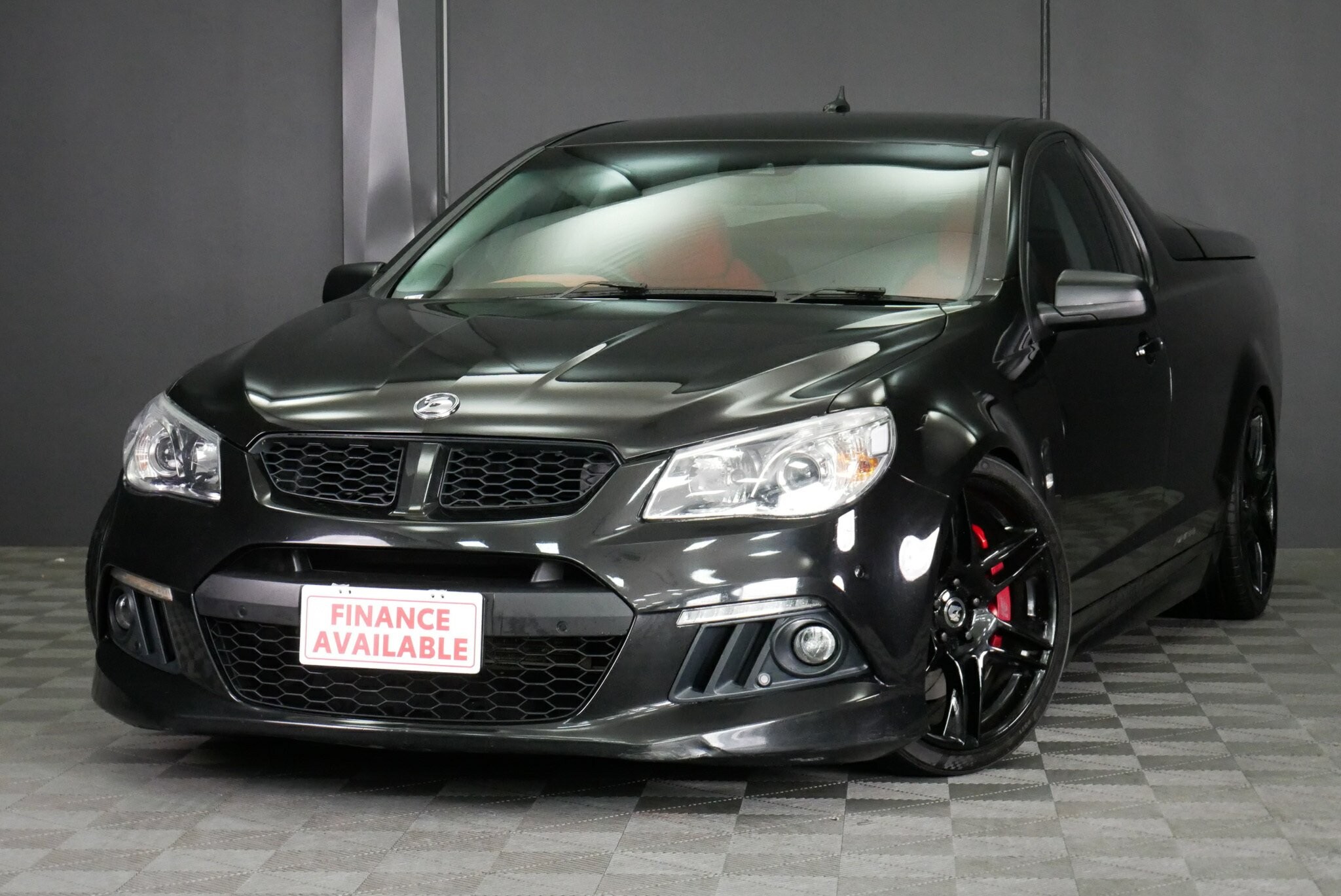 Holden Special Vehicles Maloo image 3