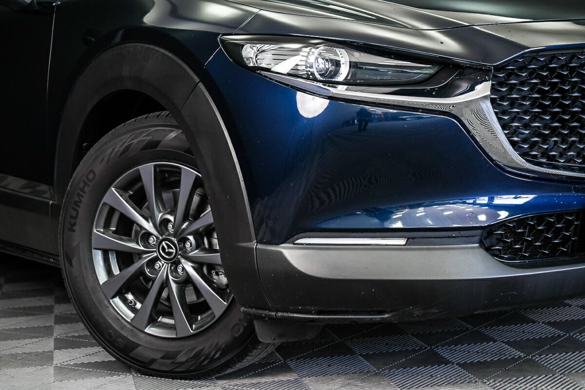 Mazda Cx-30 image 2