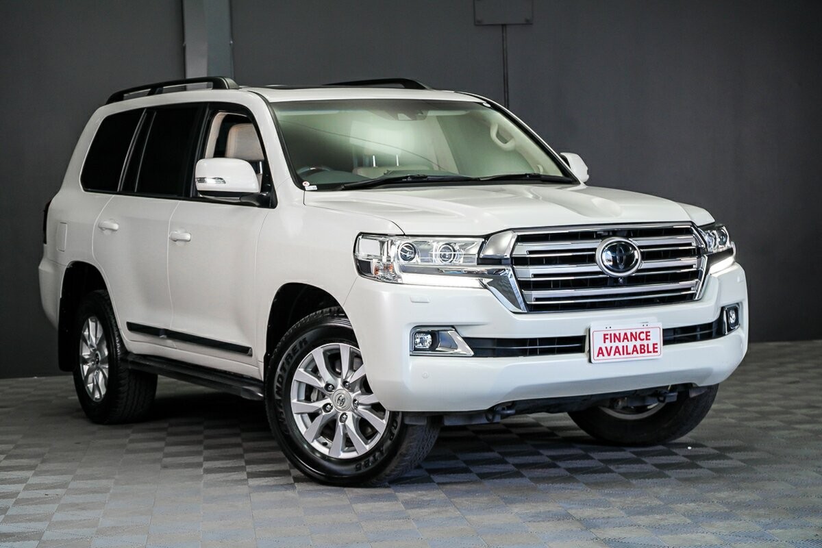 https://vehicle-cdn.autoleague.cloud/30640_U109293_1.jpg