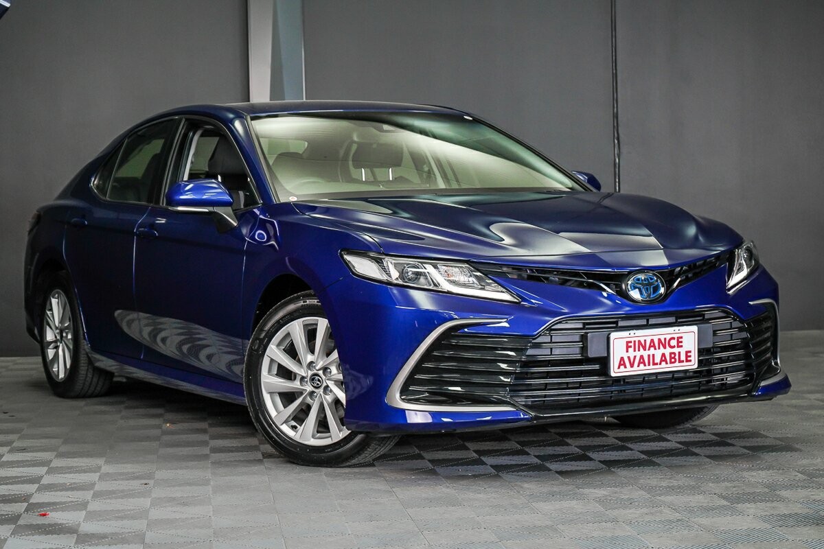 Toyota Camry image 1