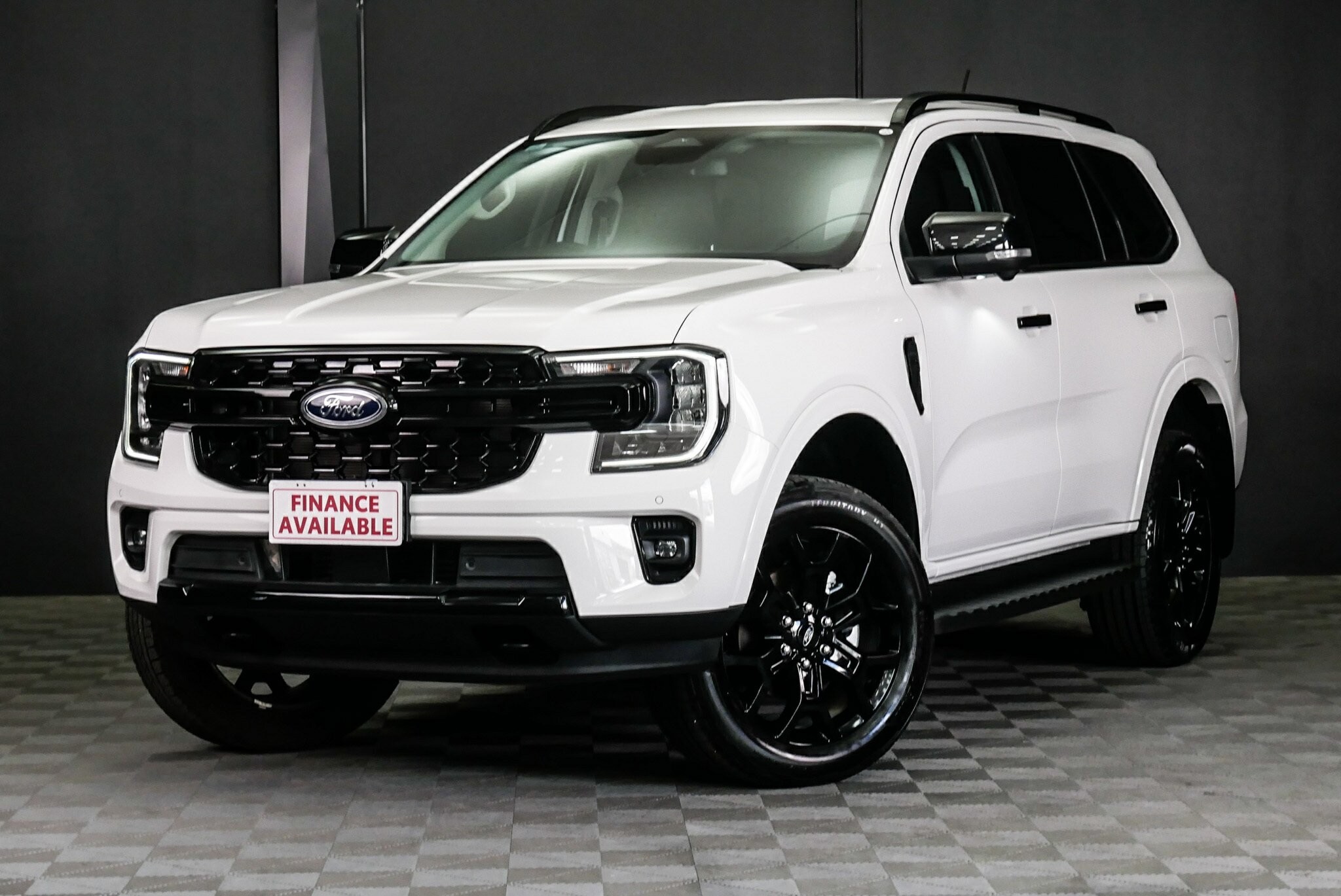 Ford Everest image 3