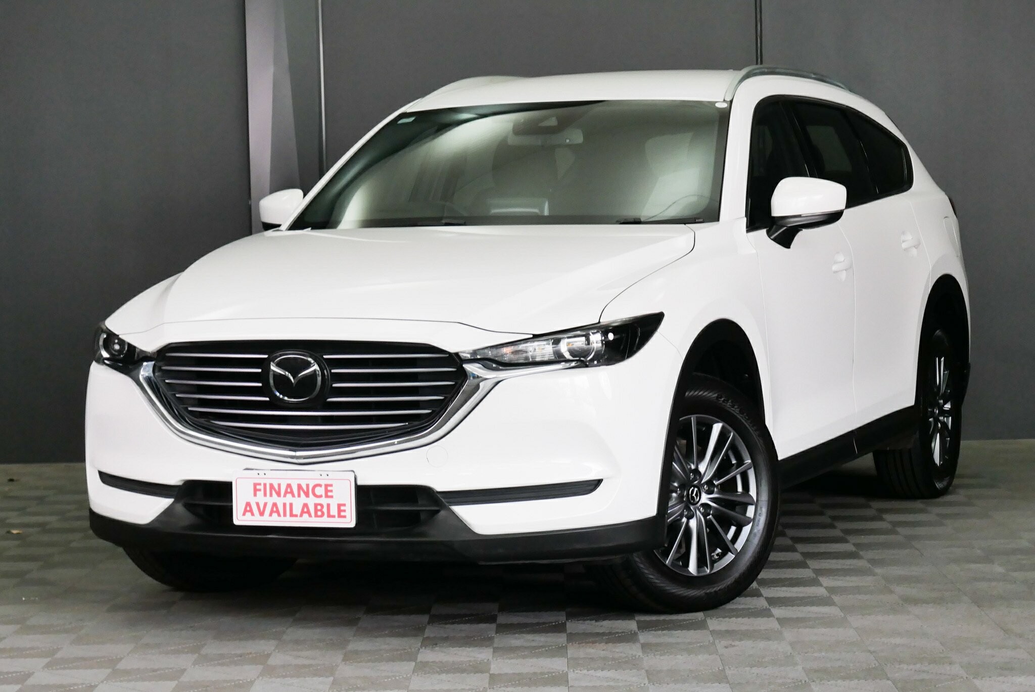Mazda Cx-8 image 3