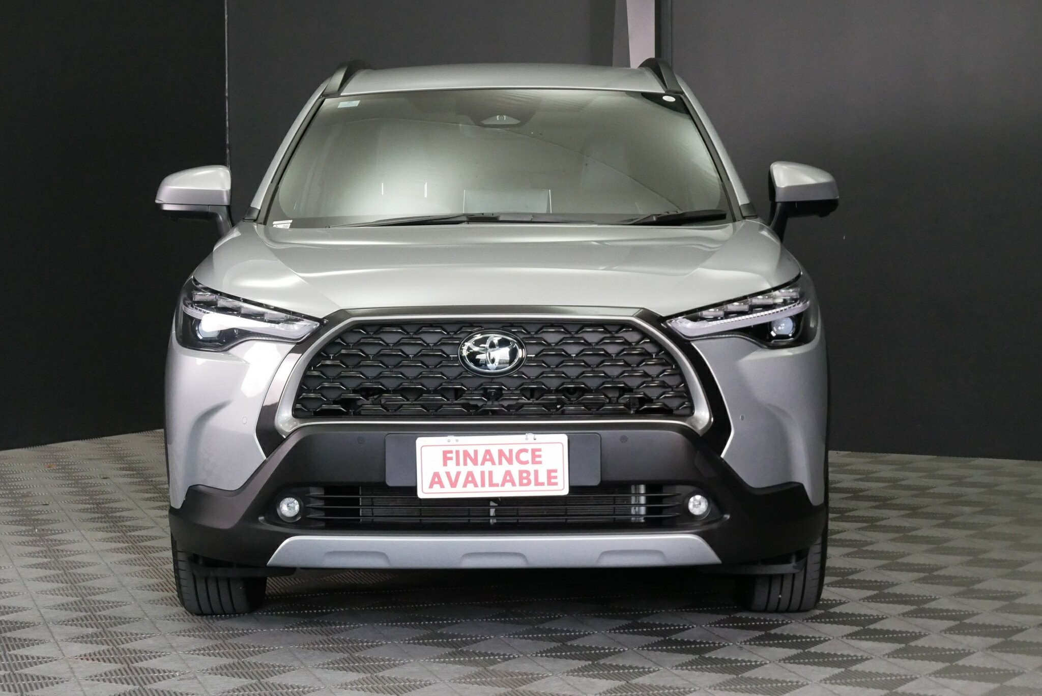 Toyota Corolla Cross image 2