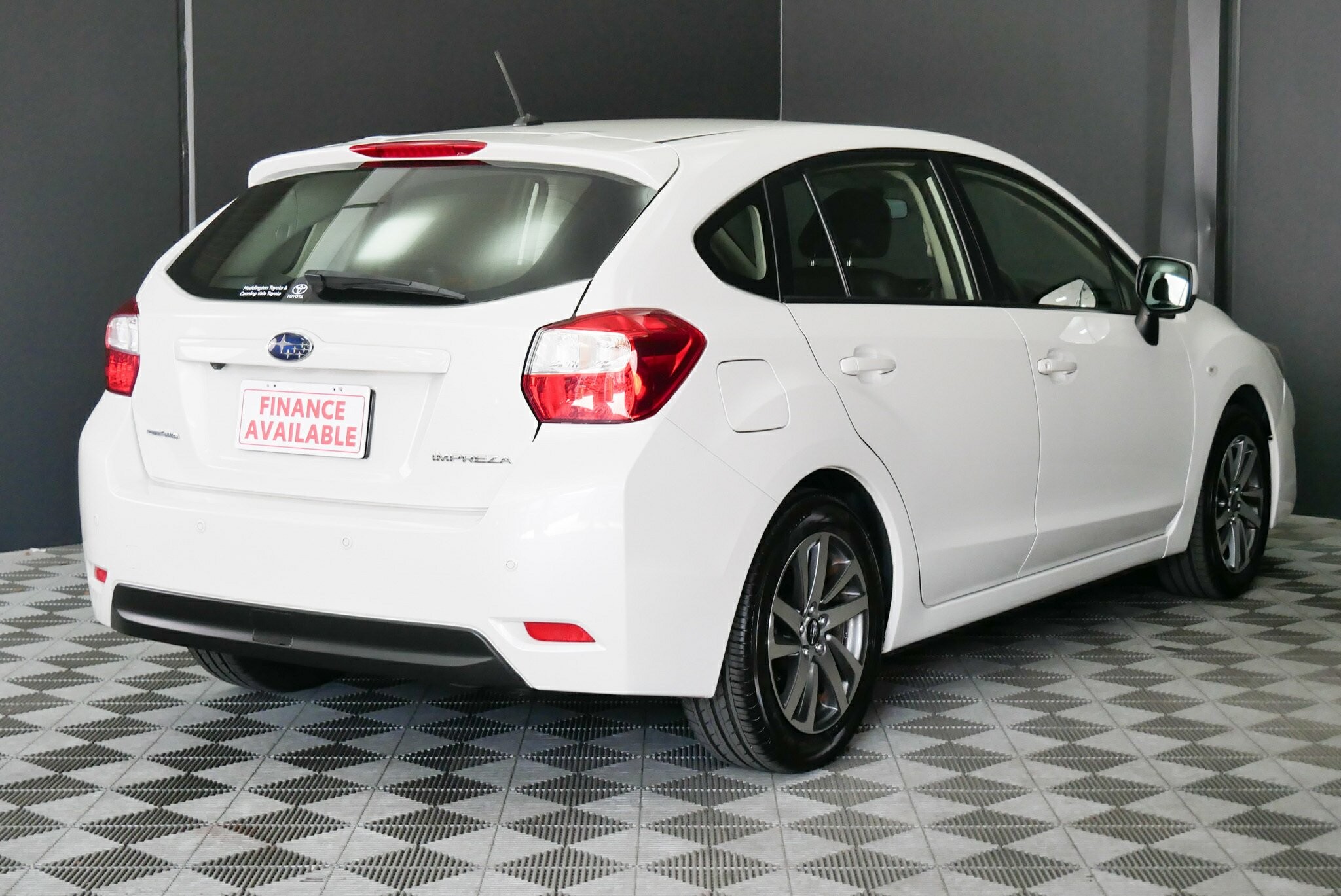 Subaru Impreza image 4