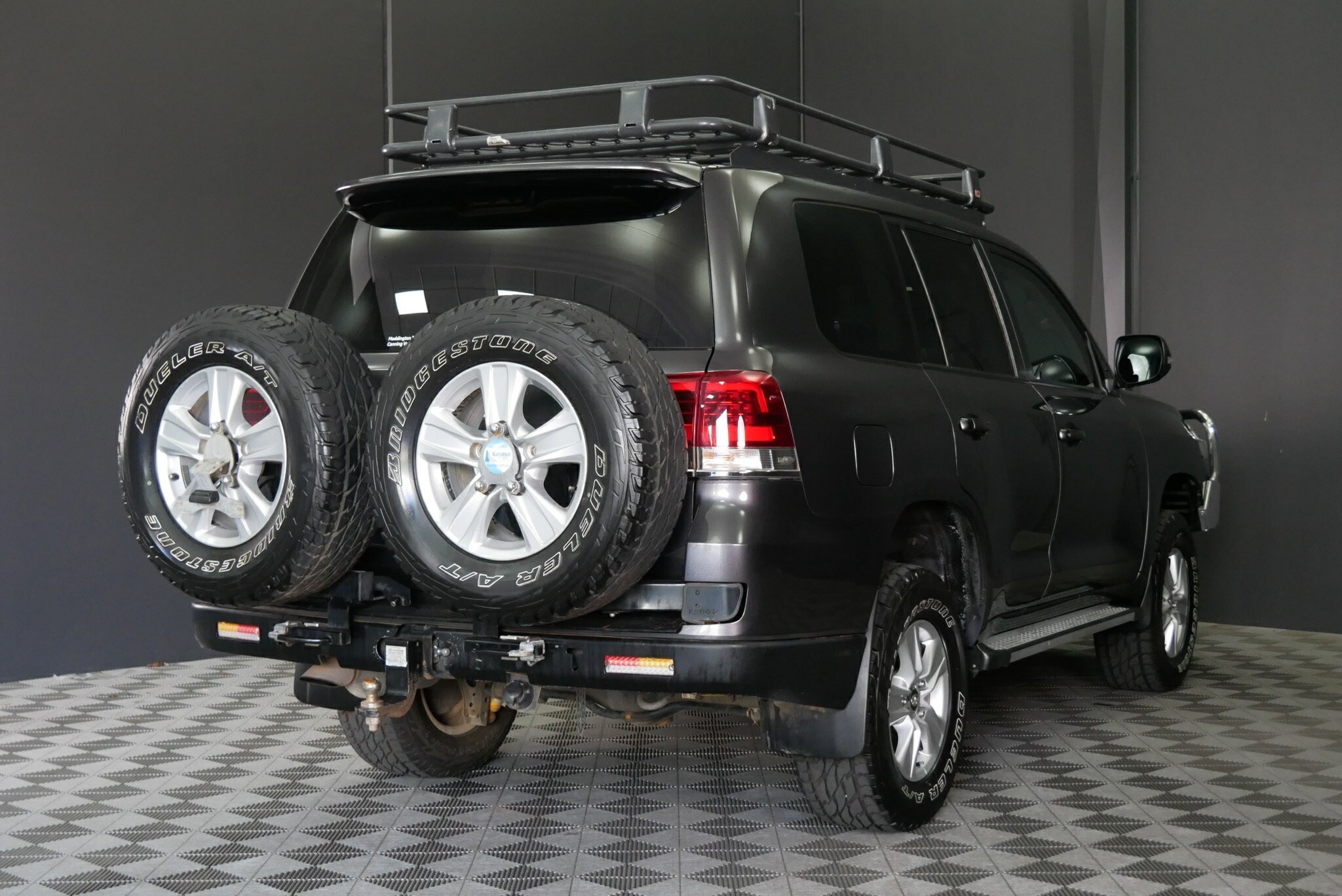 Toyota Landcruiser image 4