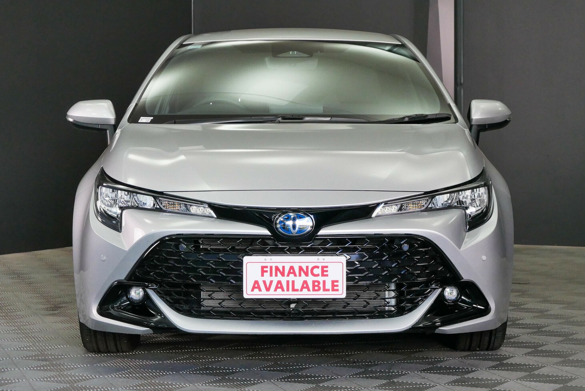 Toyota Corolla image 2