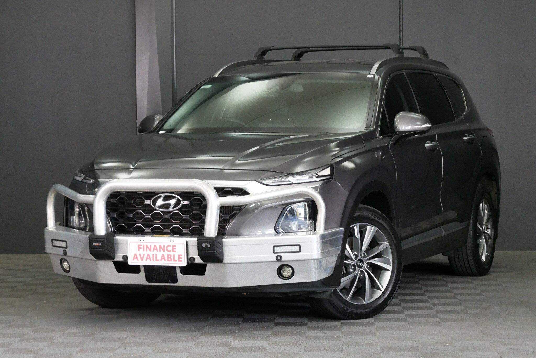 Hyundai Santa Fe image 3