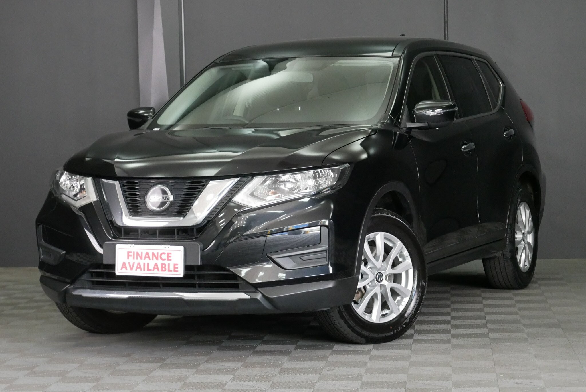 Nissan X-trail image 3