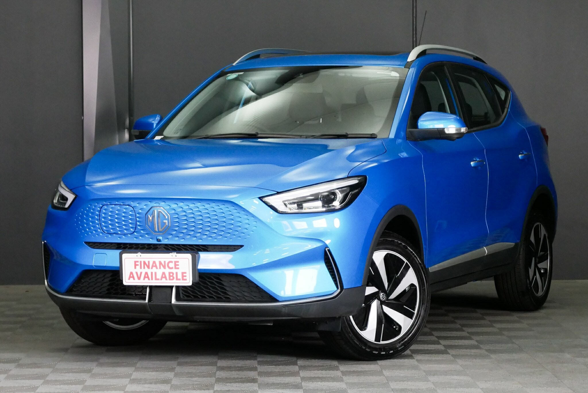 MG Zs Ev image 3
