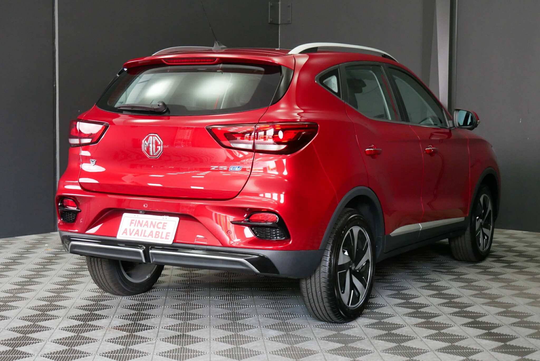 MG Zs Ev image 4