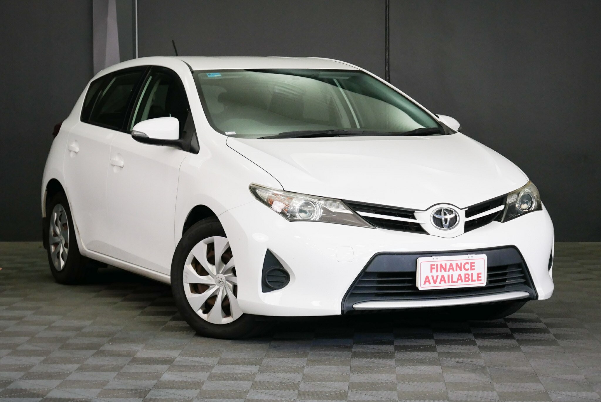 Toyota Corolla image 1