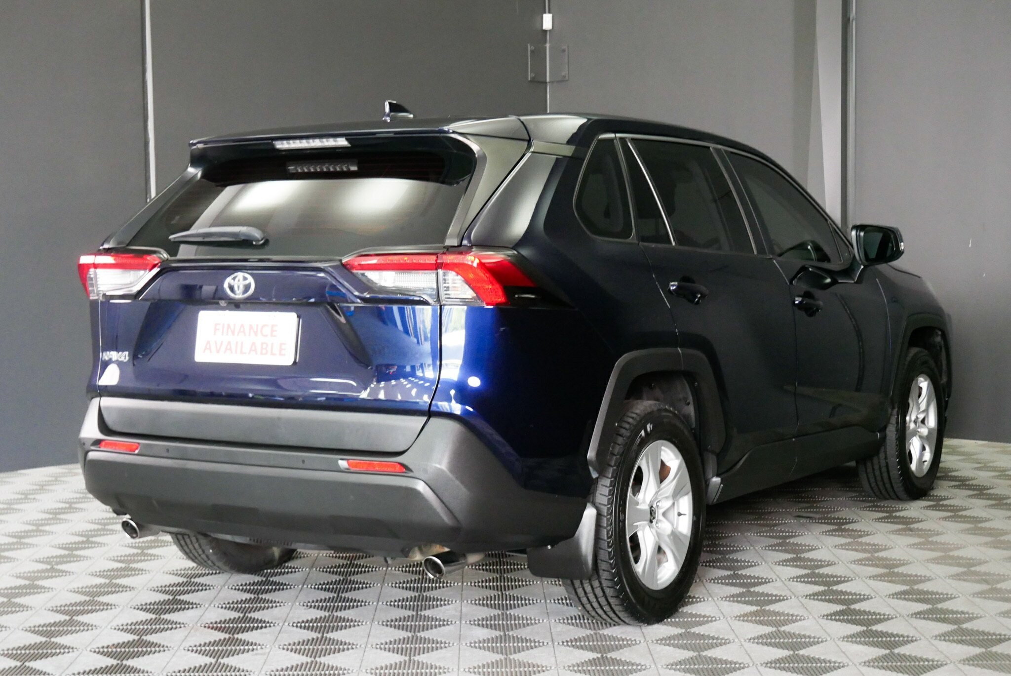 Toyota Rav4 image 4