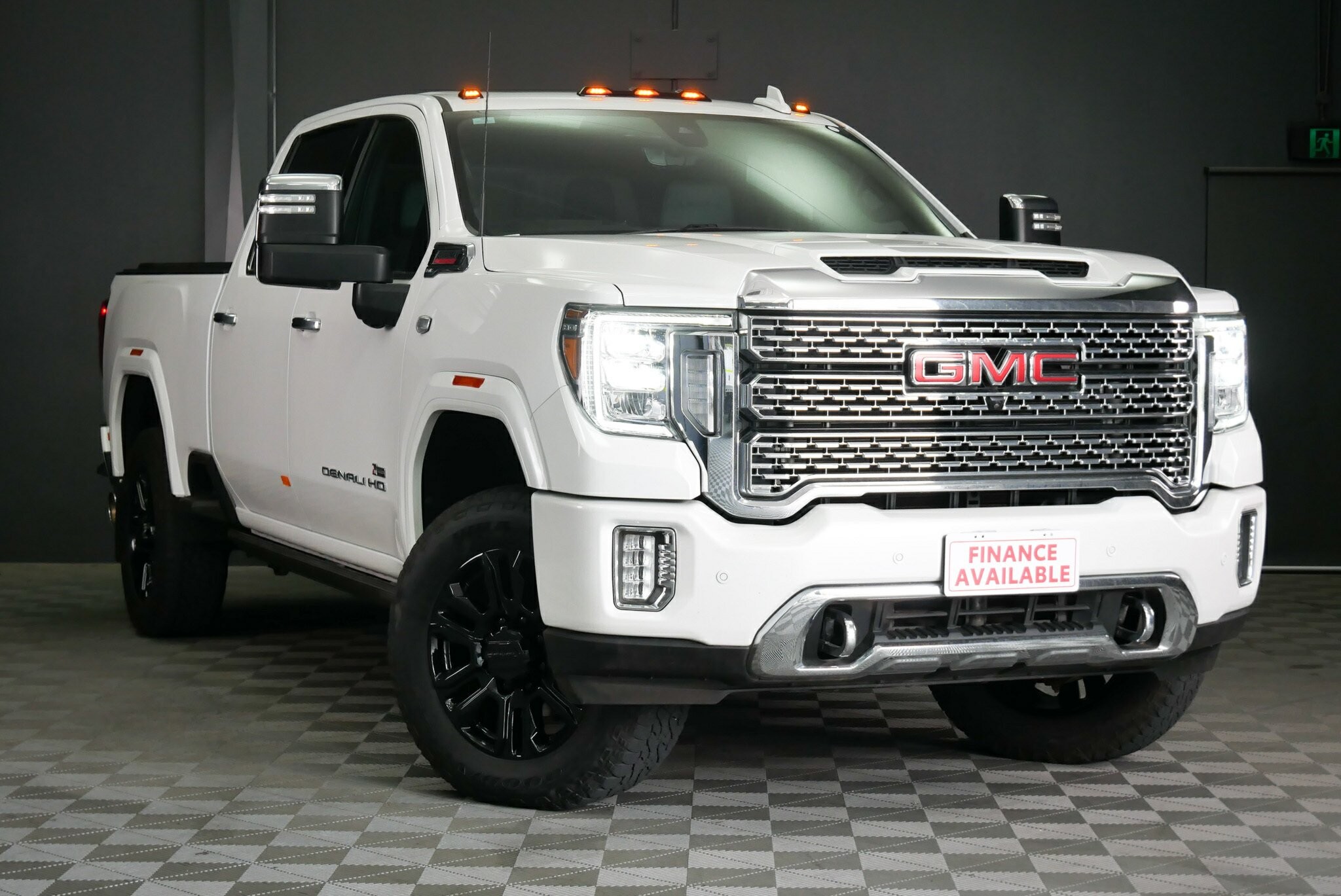 Gmc Sierra image 1