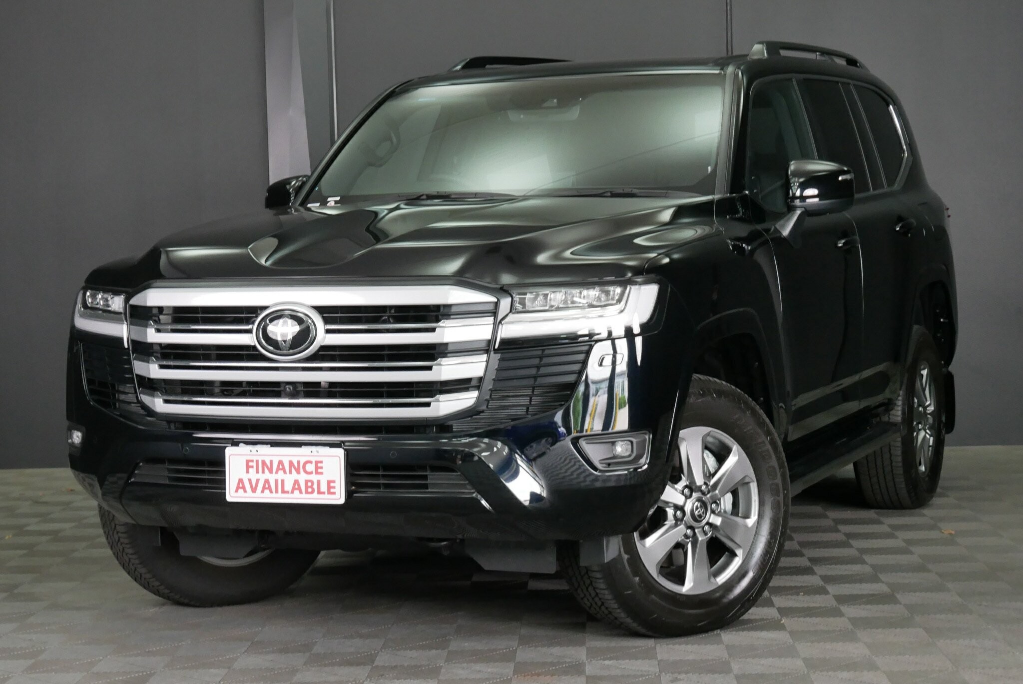 Toyota Landcruiser image 3