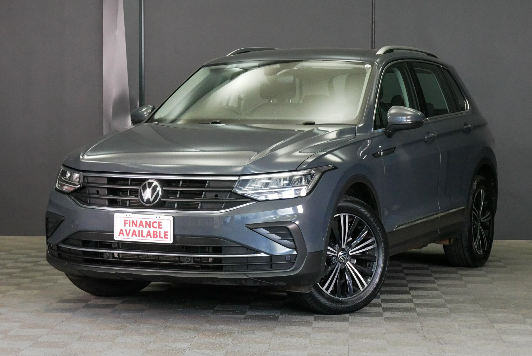 Volkswagen Tiguan image 3