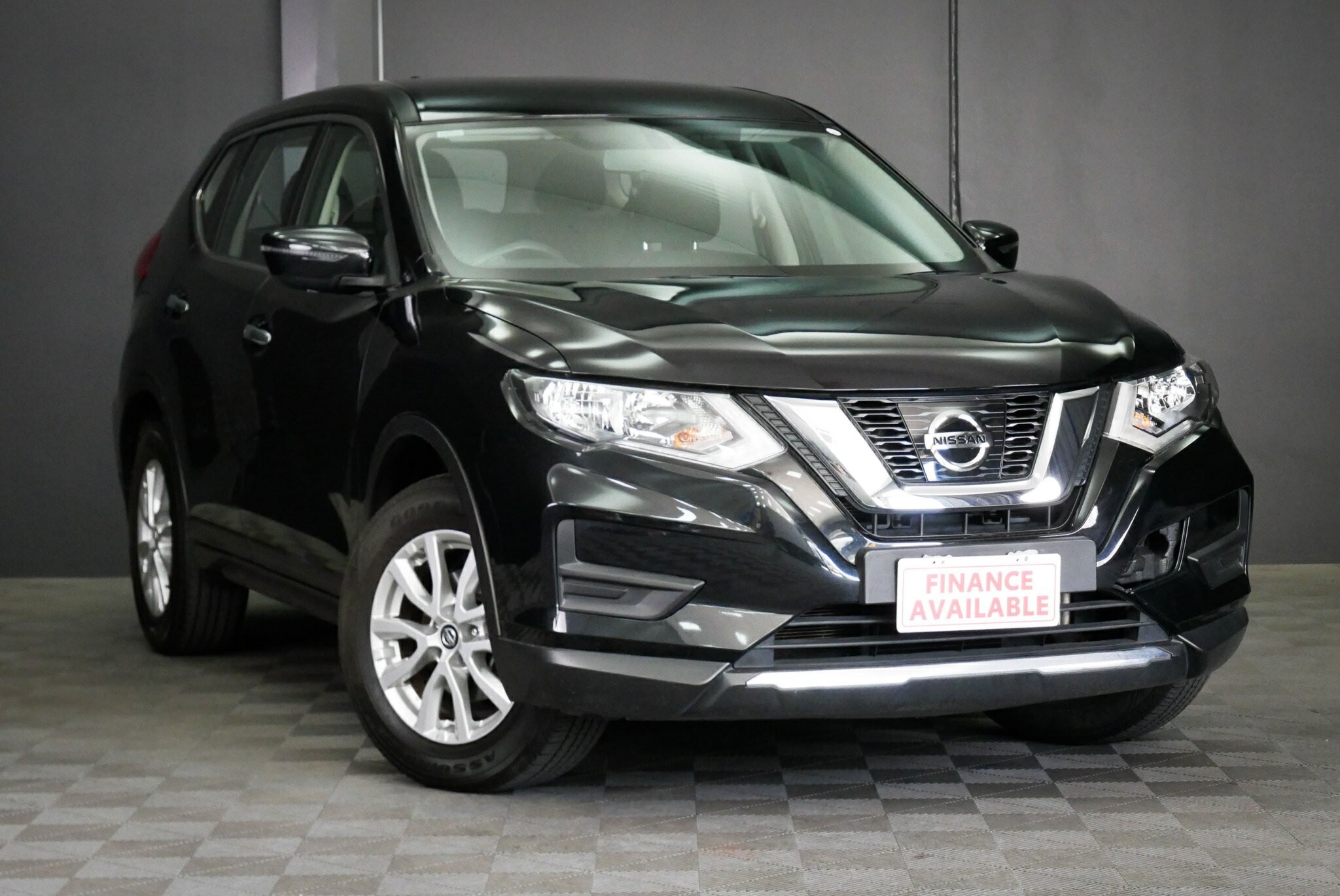 Nissan X-trail image 1