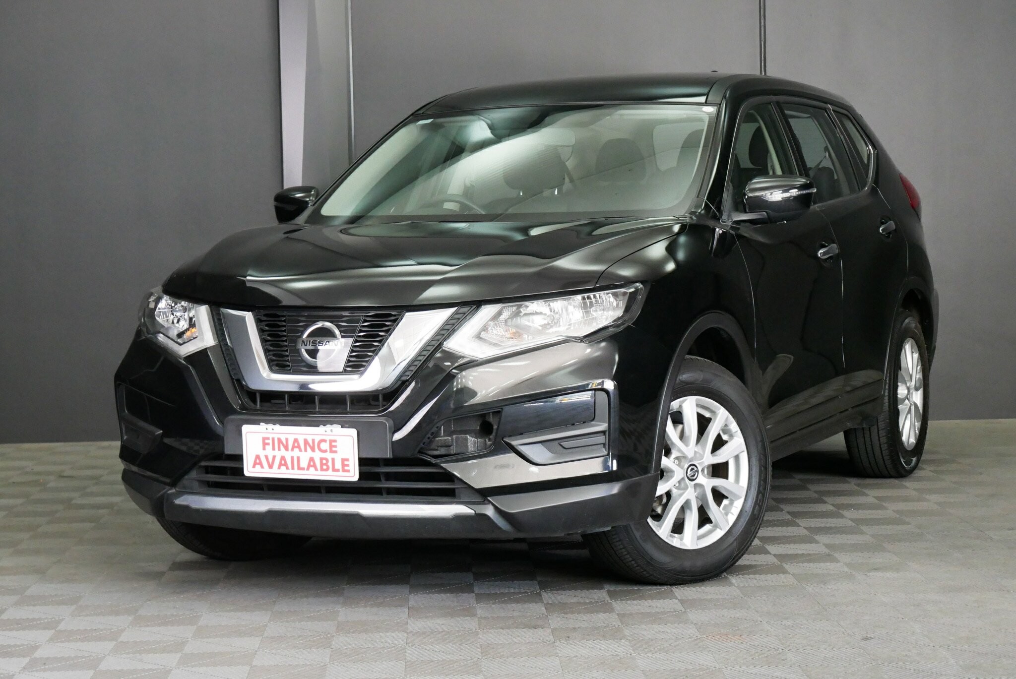 Nissan X-trail image 3
