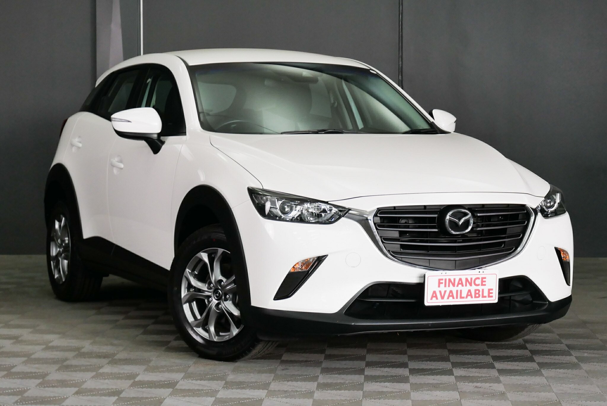 Mazda Cx-3 image 1