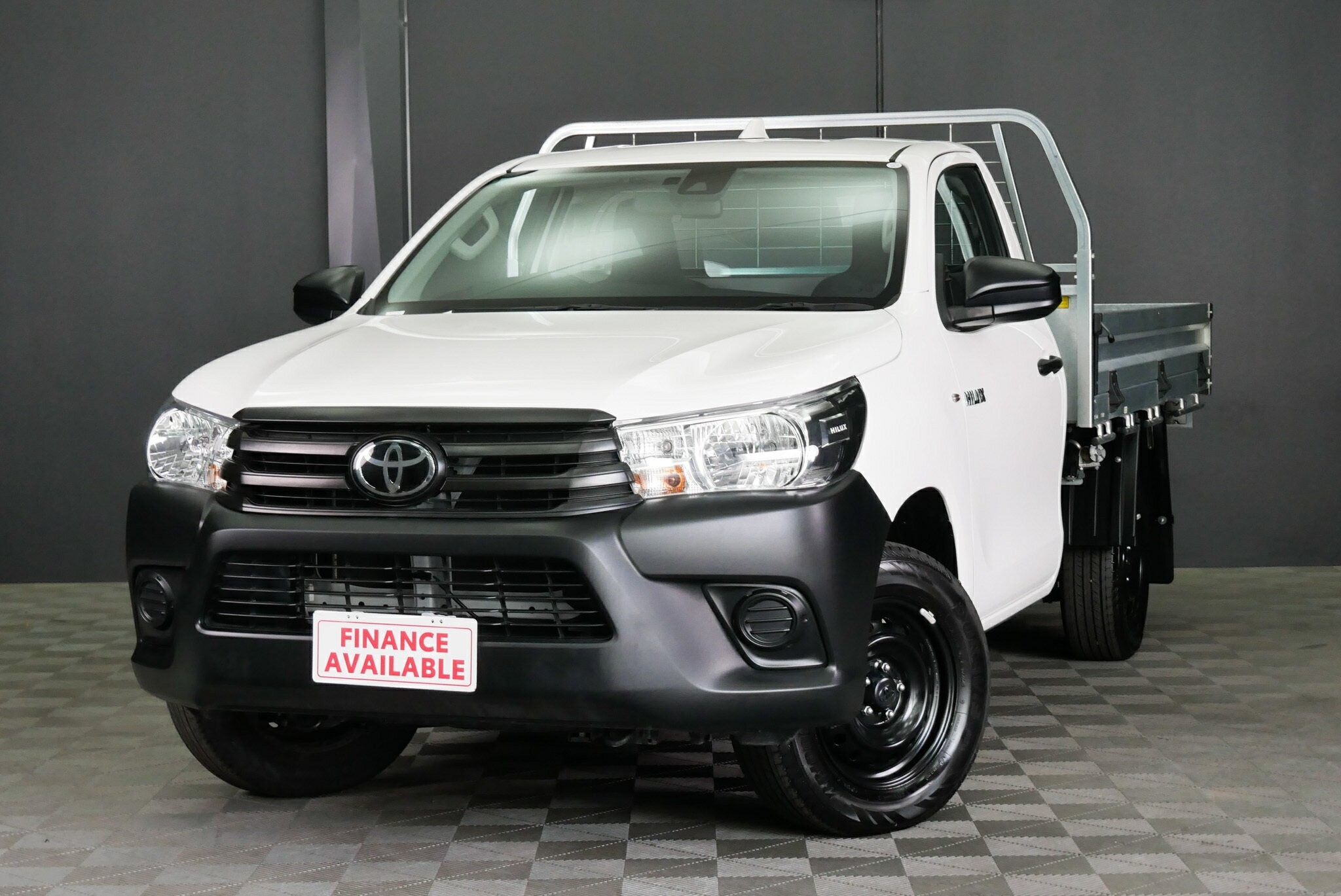 Toyota Hilux image 3