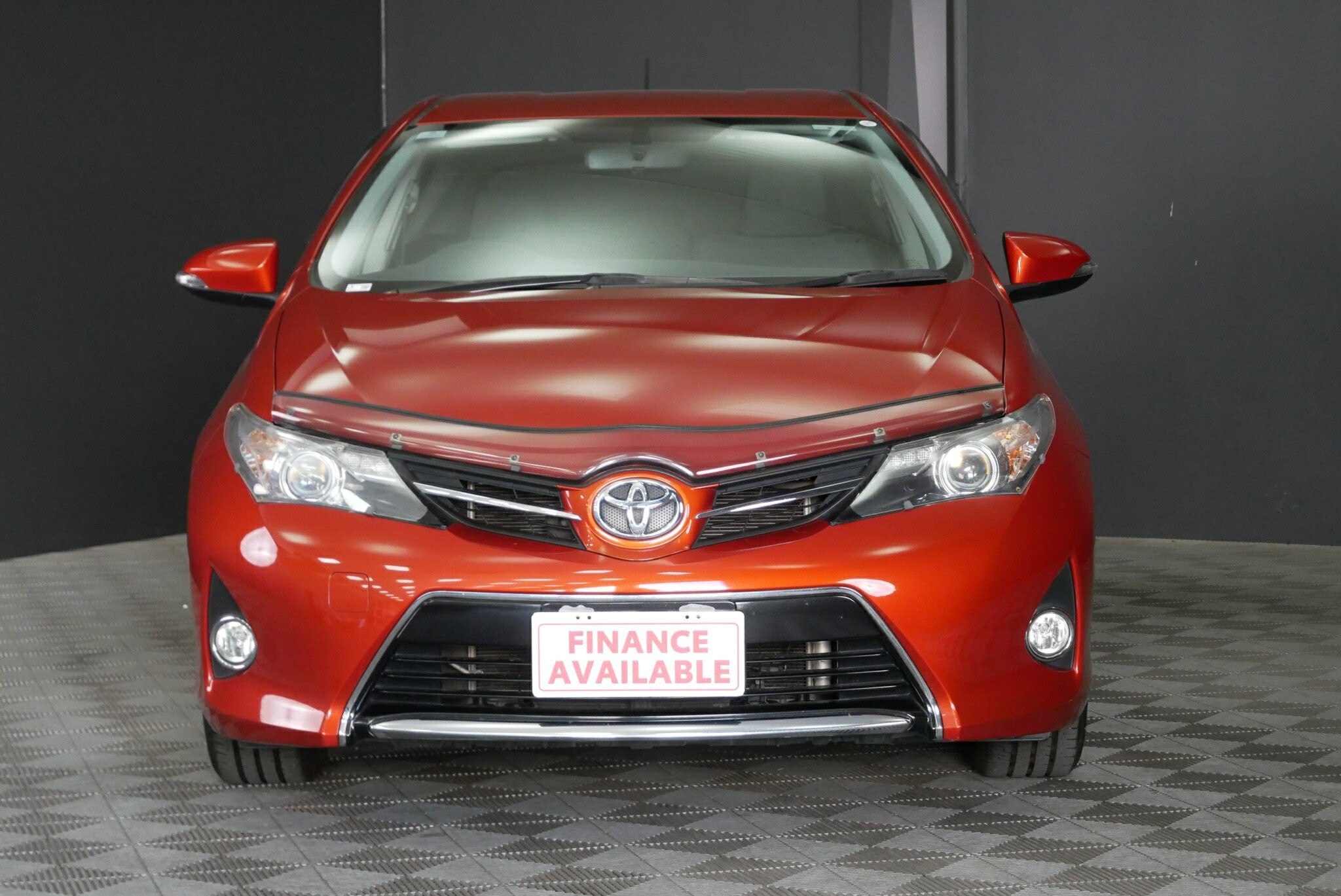 Toyota Corolla image 2