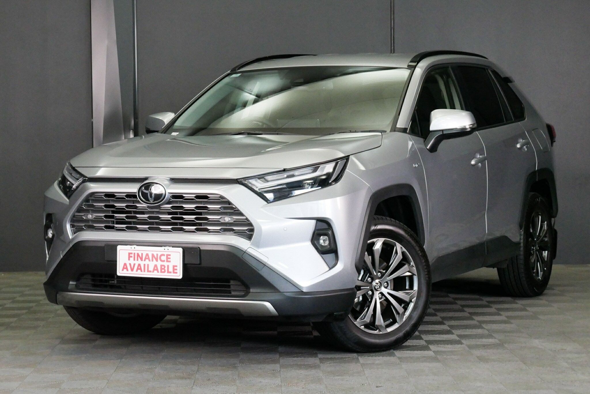 Toyota Rav4 image 3