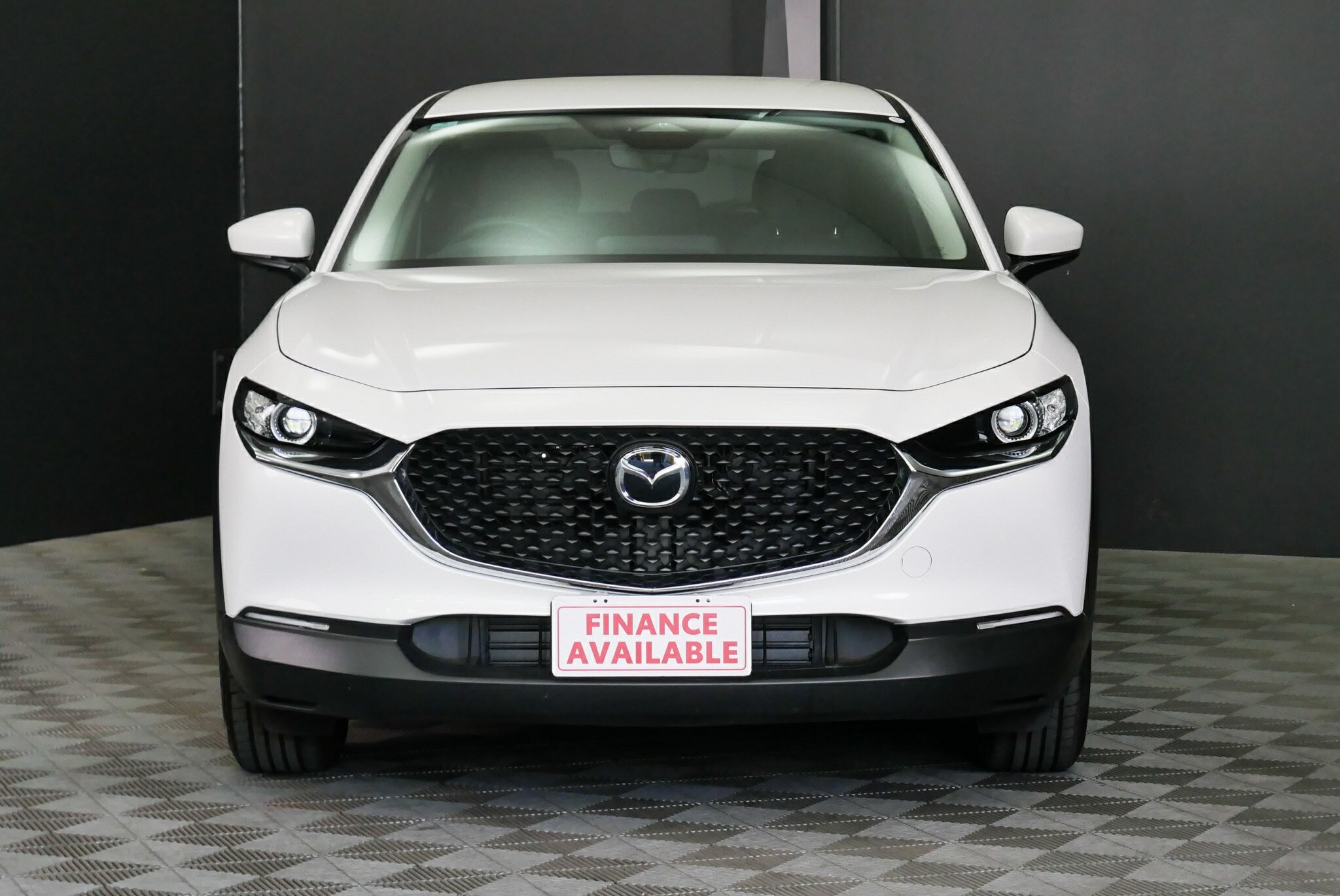 Mazda Cx-30 image 2