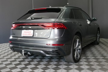 https://vehicle-cdn.autoleague.cloud/30640_U109944_20.jpg
