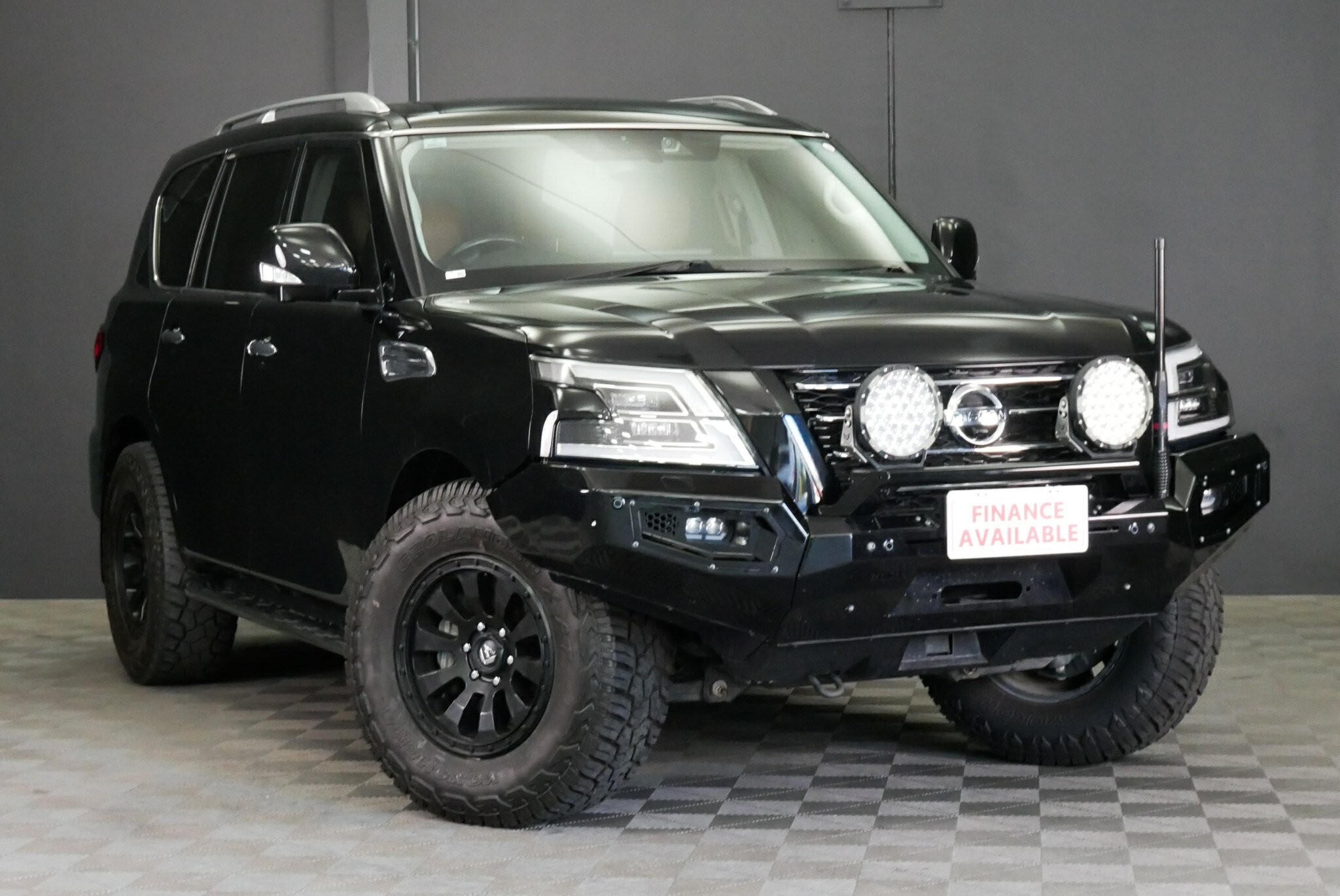 Nissan Patrol image 1