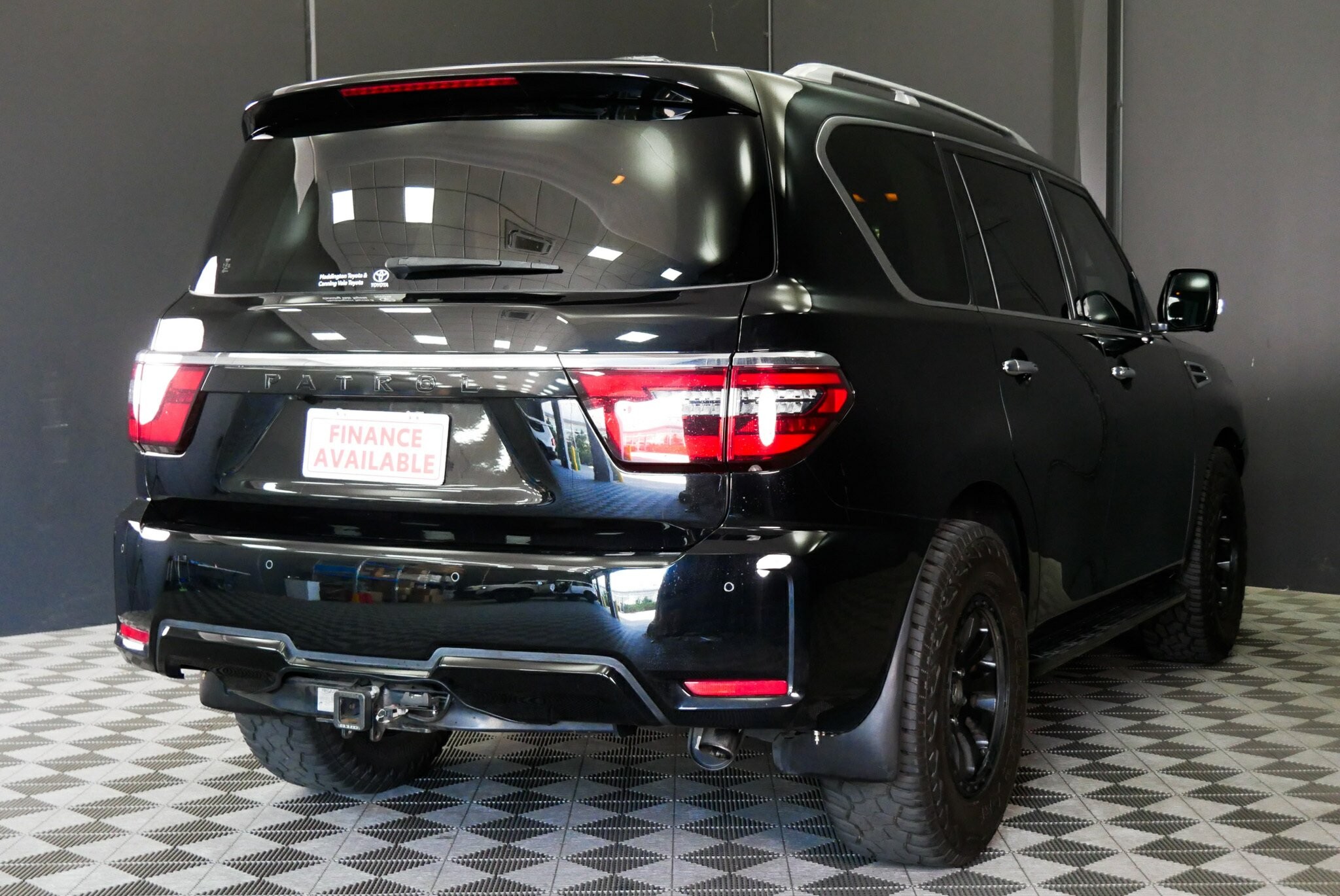 Nissan Patrol image 4