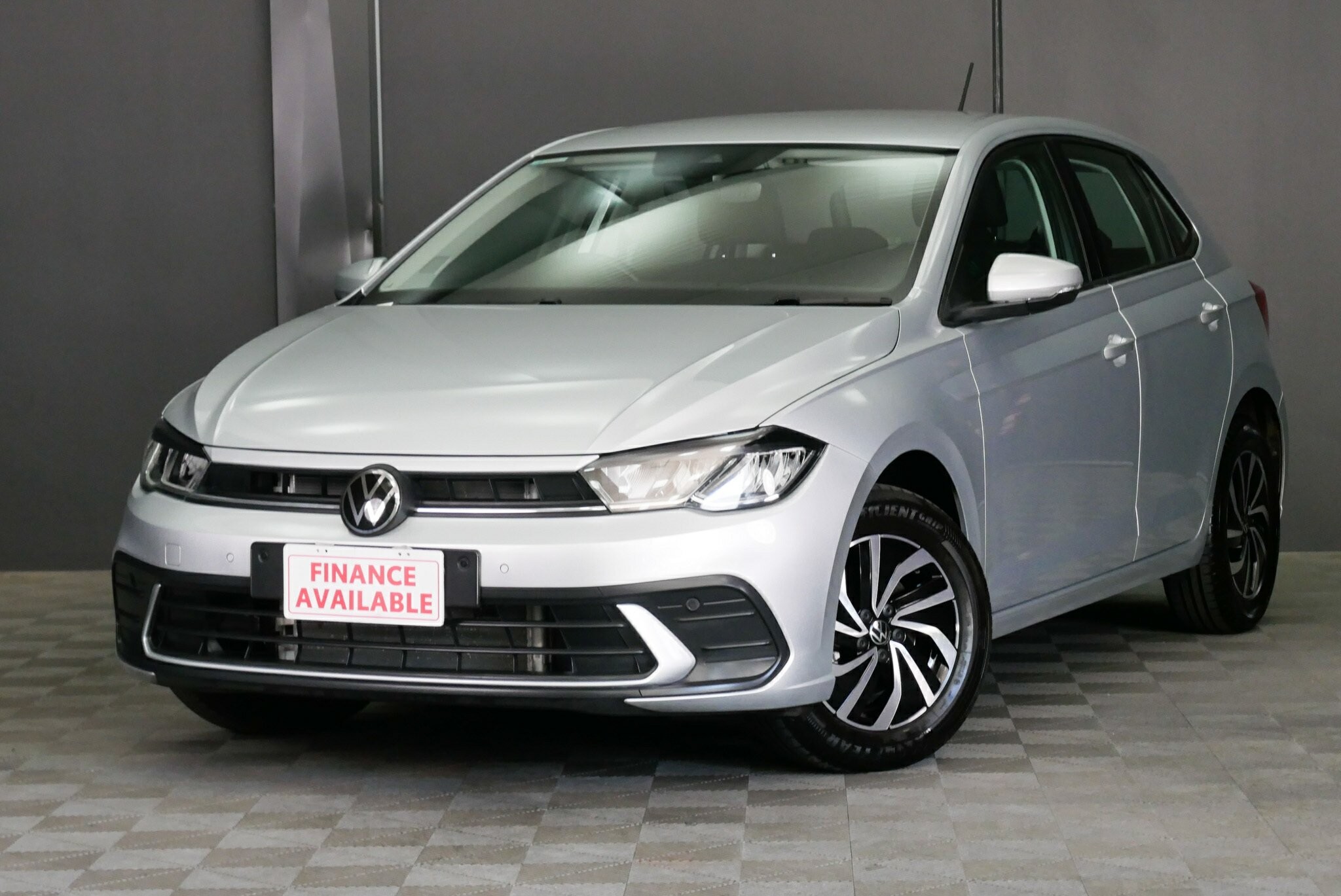 Volkswagen Polo image 3