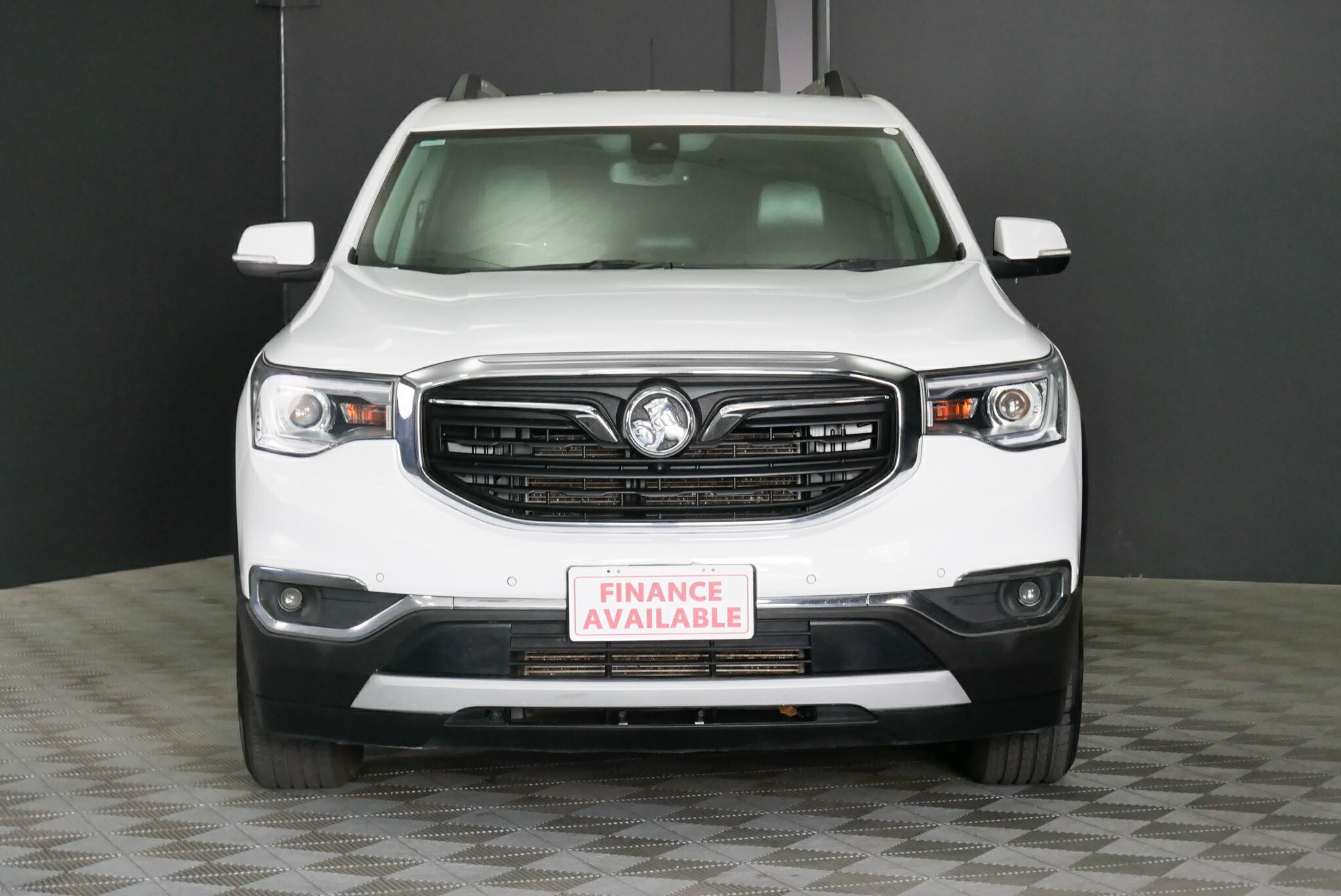 Holden Acadia image 2