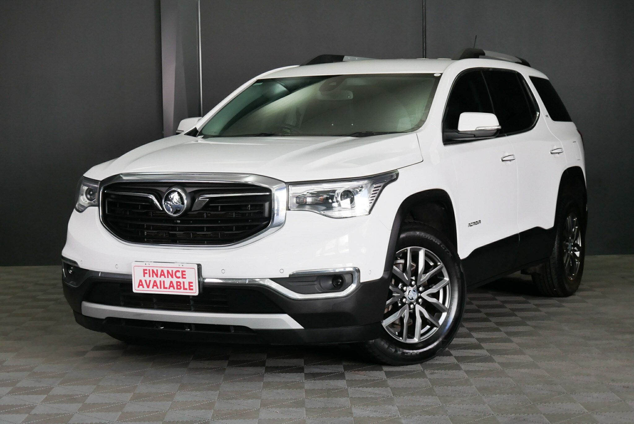 Holden Acadia image 3