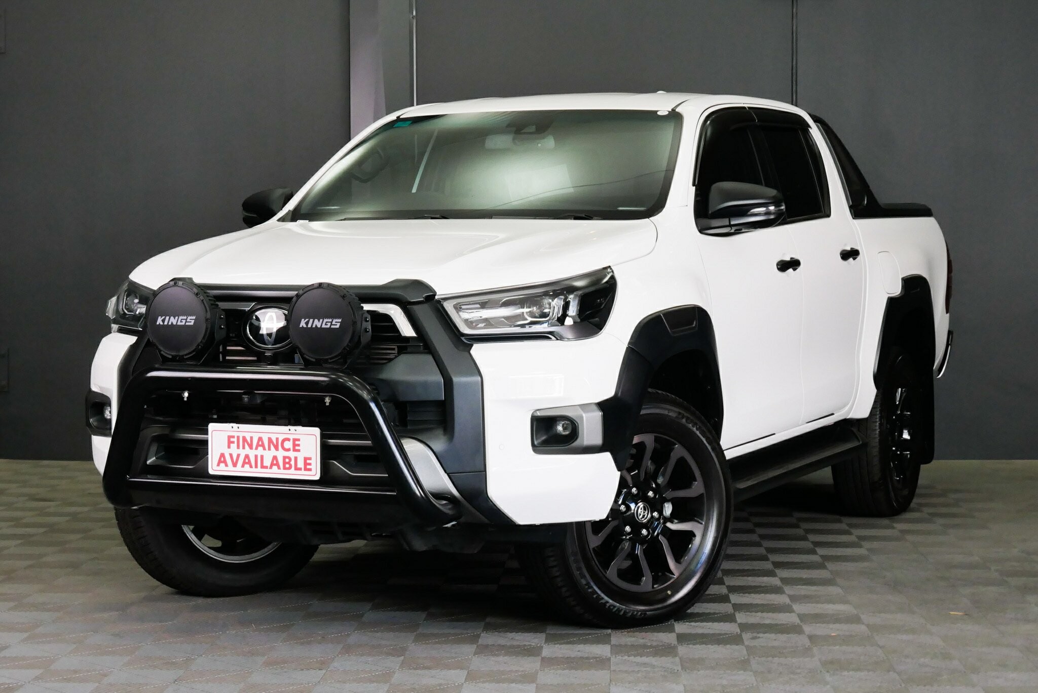 Toyota Hilux image 3