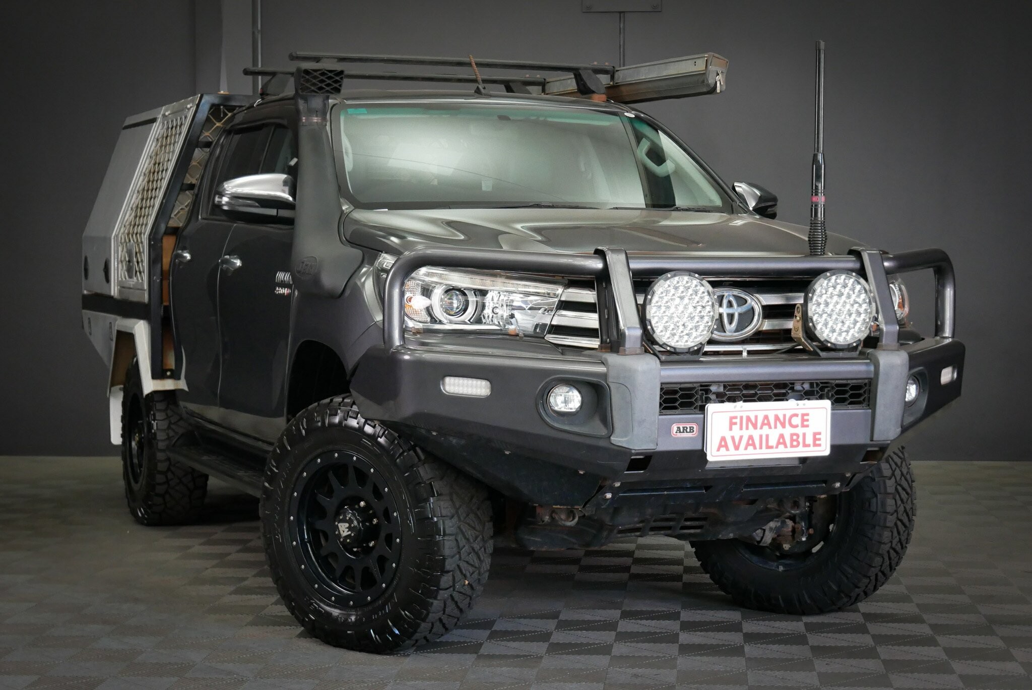 Toyota Hilux image 1