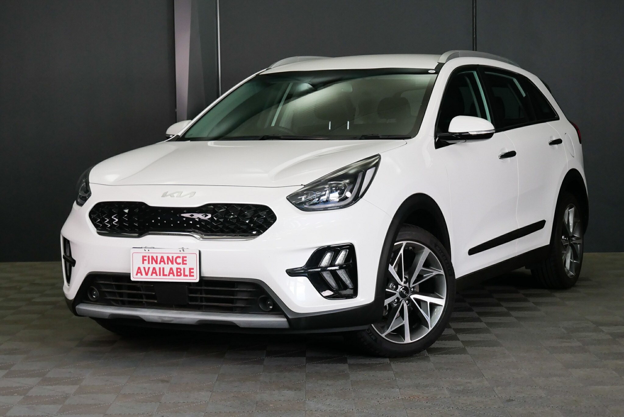 Kia Niro image 3
