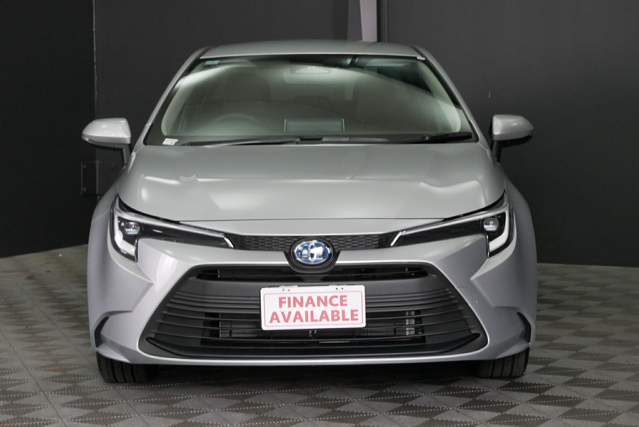 Toyota Corolla image 2