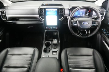 https://vehicle-cdn.autoleague.cloud/30640_U110188_9.jpg