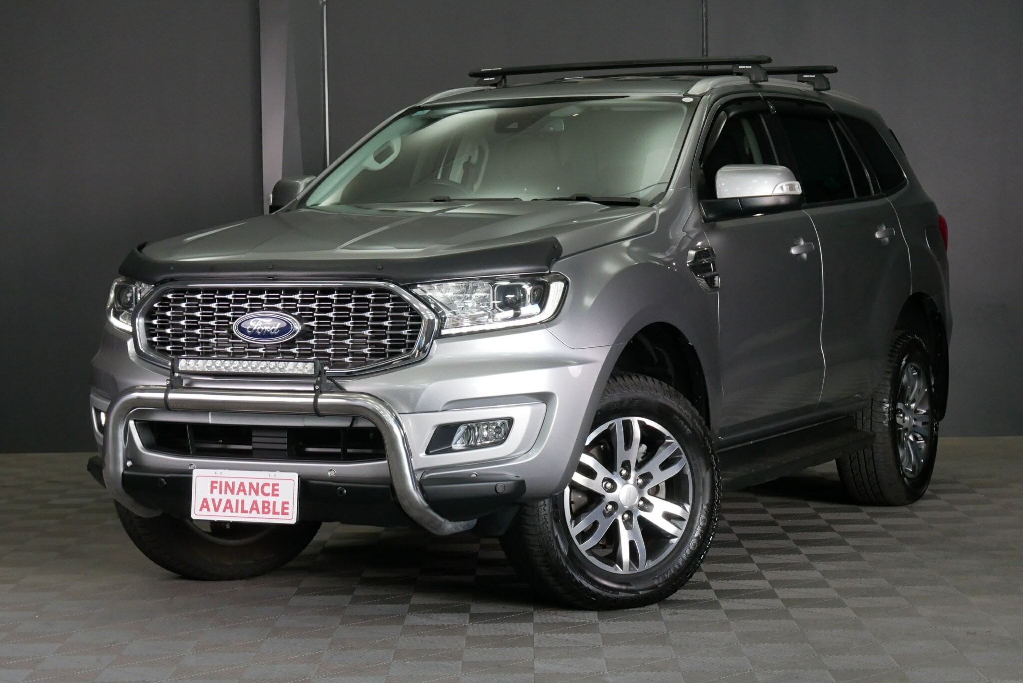 Ford Everest image 3