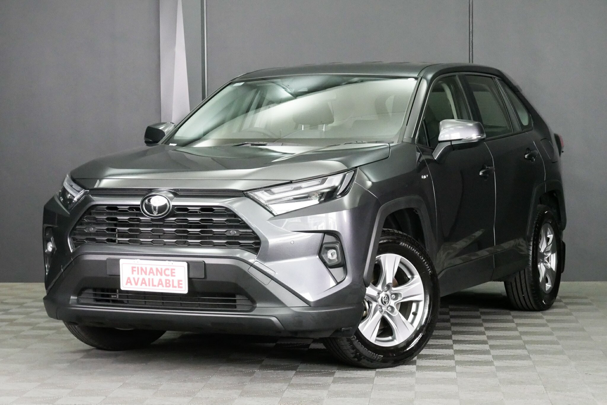 Toyota Rav4 image 3