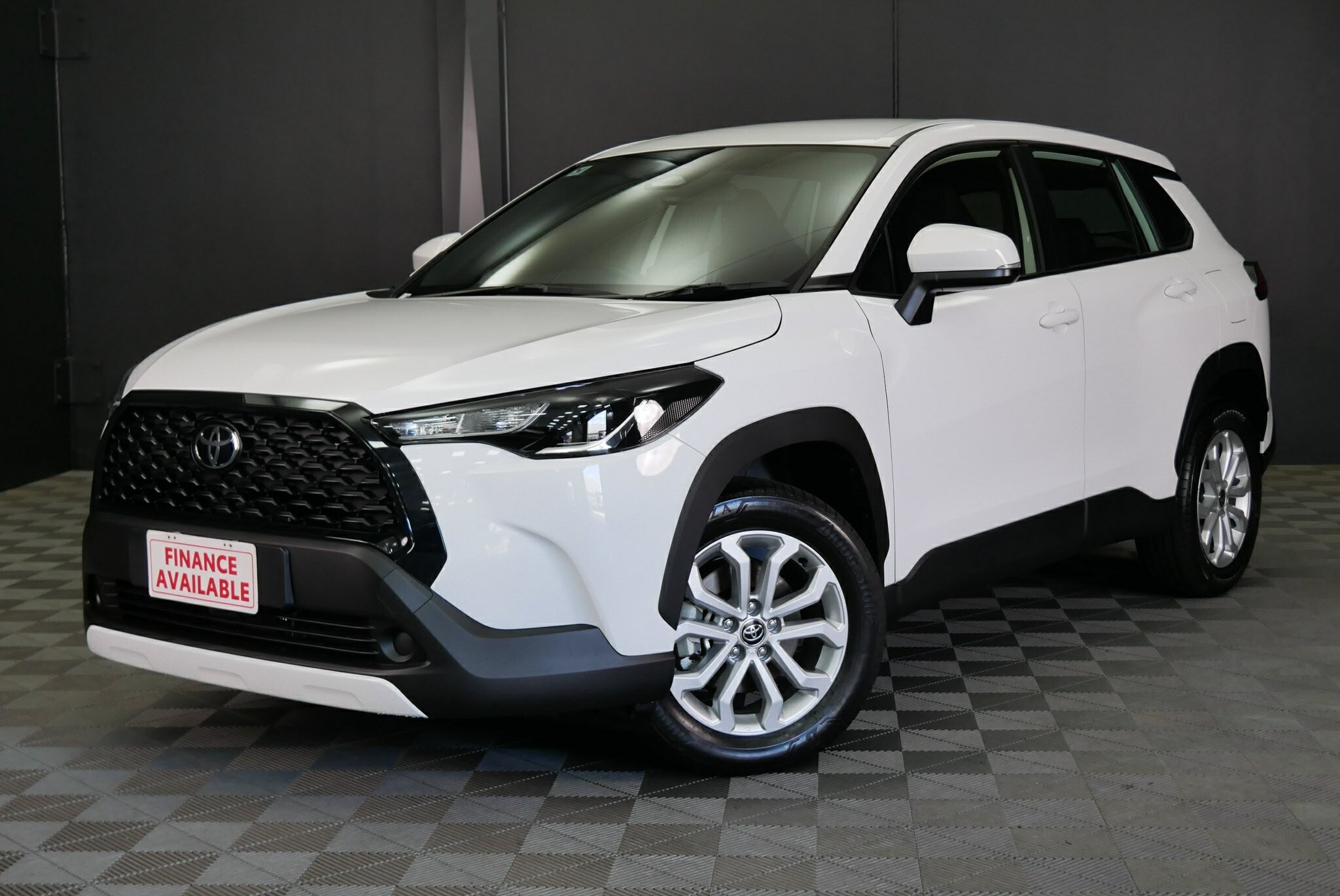 Toyota Corolla Cross image 3