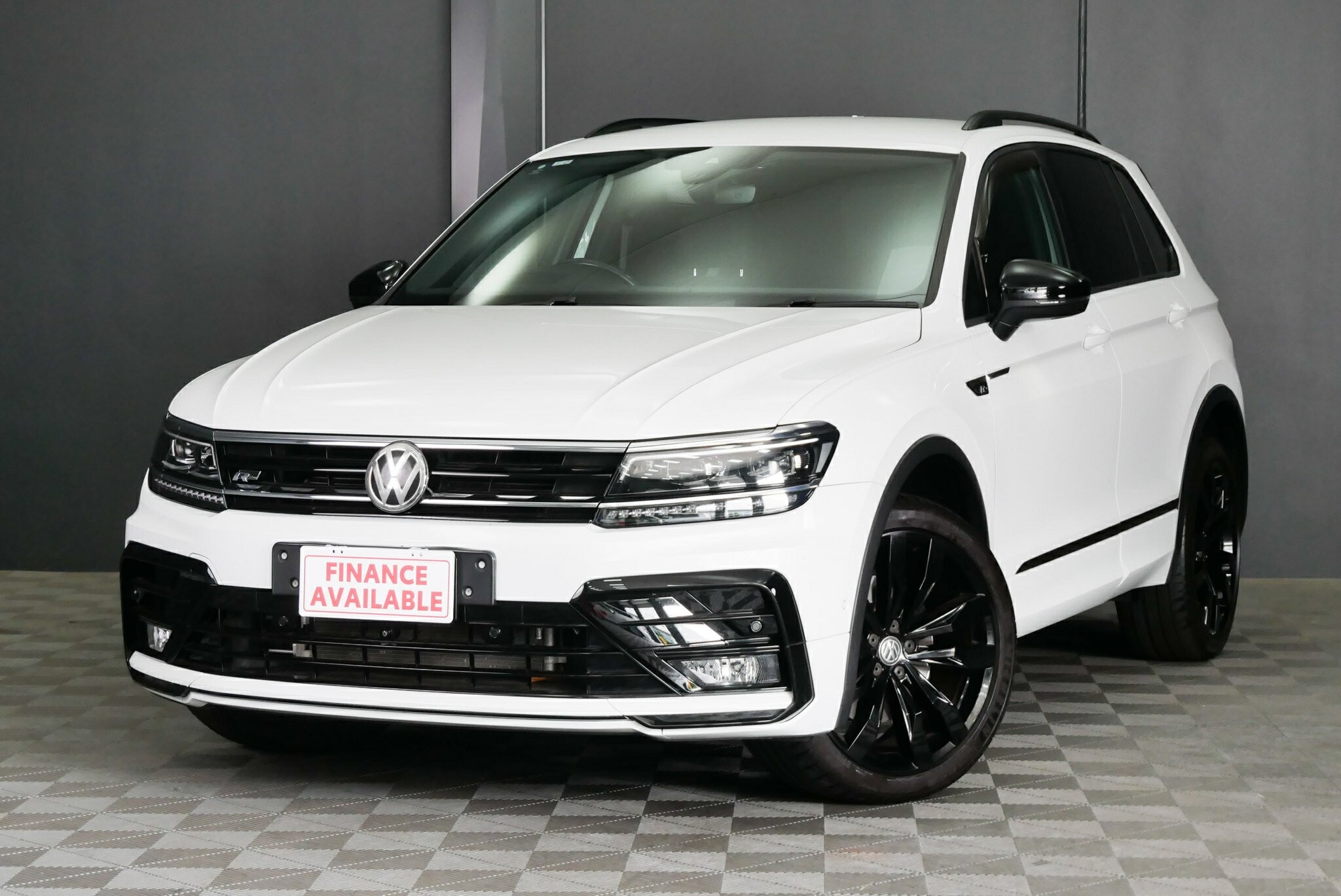 Volkswagen Tiguan image 3