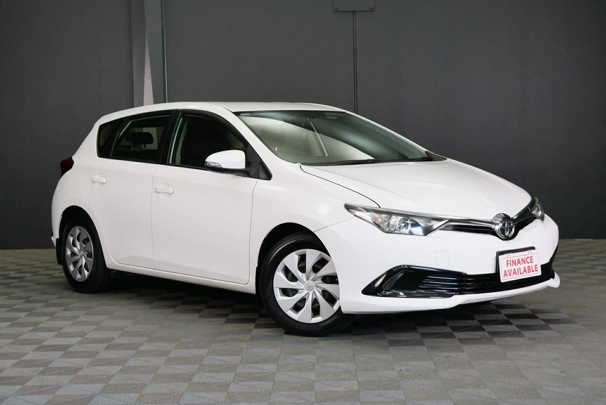Toyota Corolla image 1