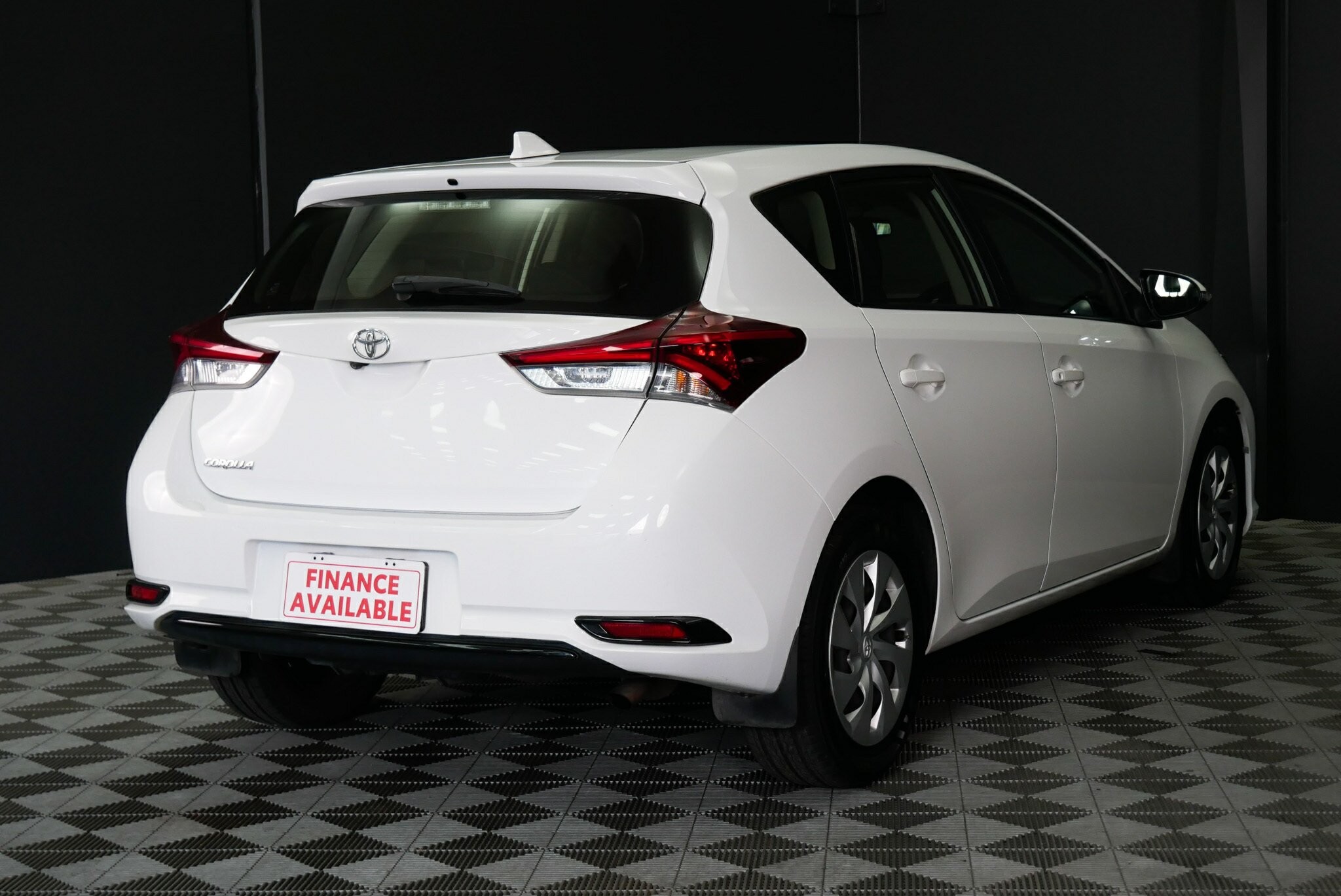 Toyota Corolla image 4