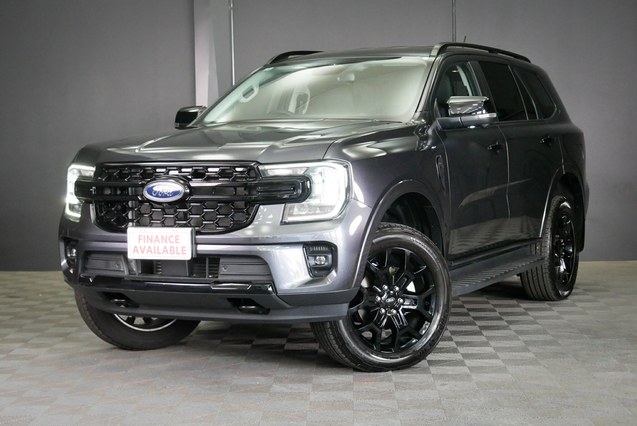Ford Everest image 3