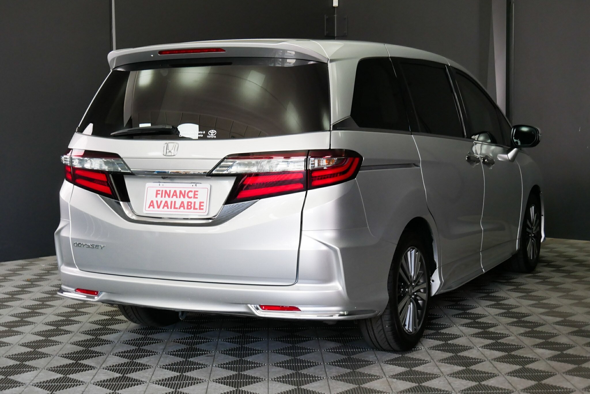 Honda Odyssey image 4